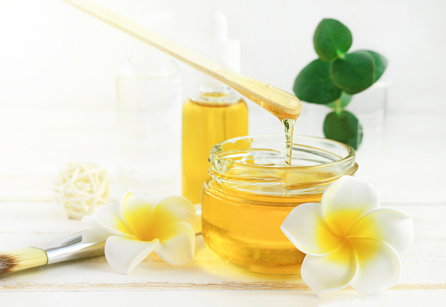 Le masque miel huile d'olive pour nourrir les cheveux - Domaine