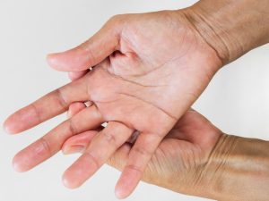 douleur articulations doigts