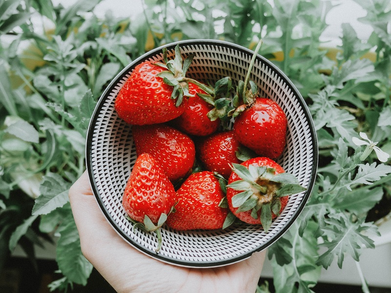 Poêlée de fraises au miel de thym